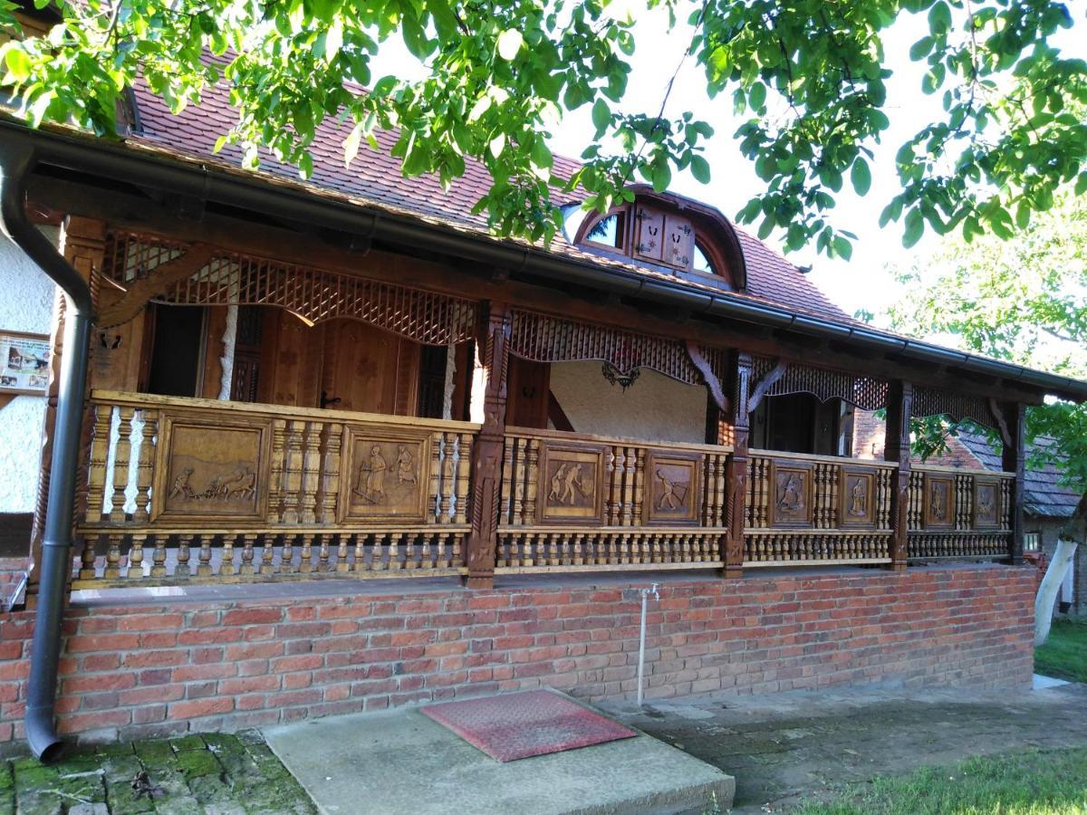 Umjetnicka Etno Kuca Luka Apartman Podravske Sesvete Kültér fotó