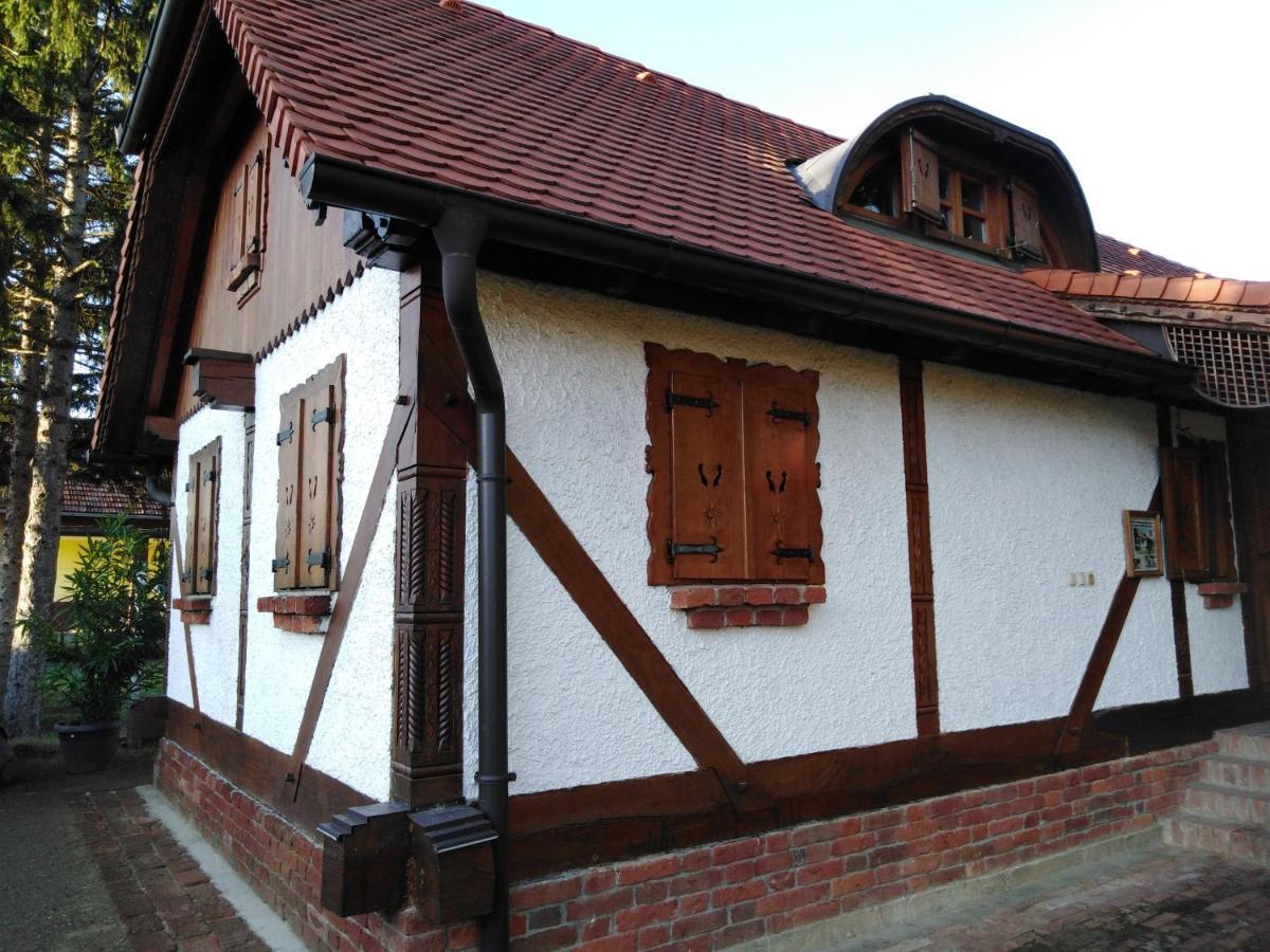 Umjetnicka Etno Kuca Luka Apartman Podravske Sesvete Kültér fotó